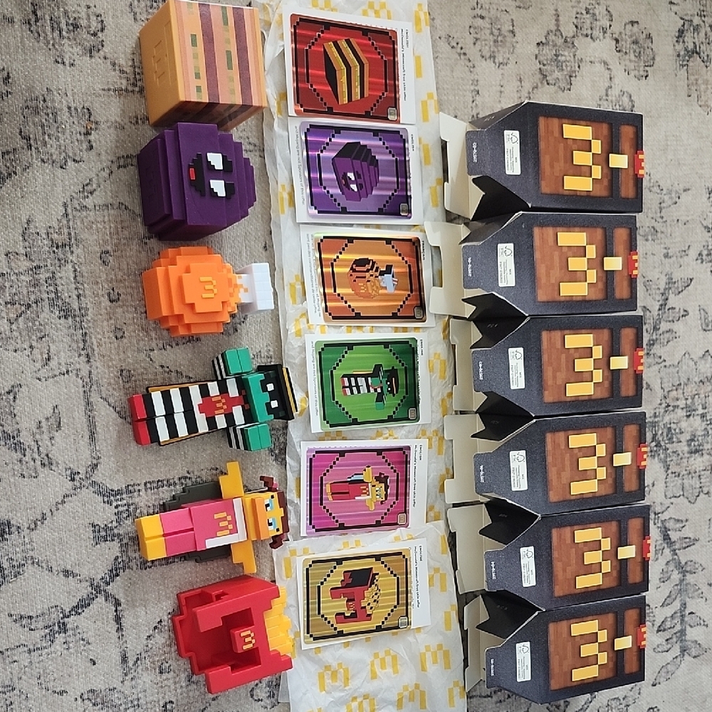2025 Minecraft Mcdonalds Complete Set With Codes (Grimace Egg Rare)